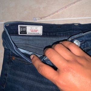 True Skinny High Rise Gap Medium Wash Jeans